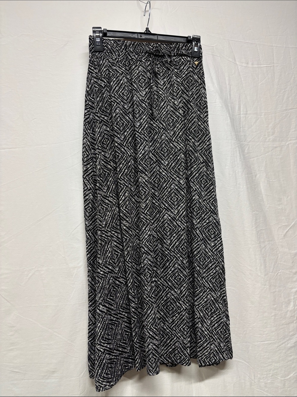 Guess Black and White Geometric Maxi Skirt